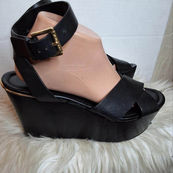 Michael Michael Kors Signature lack Wedge Sandals 9.5 - Picture 1 of 14